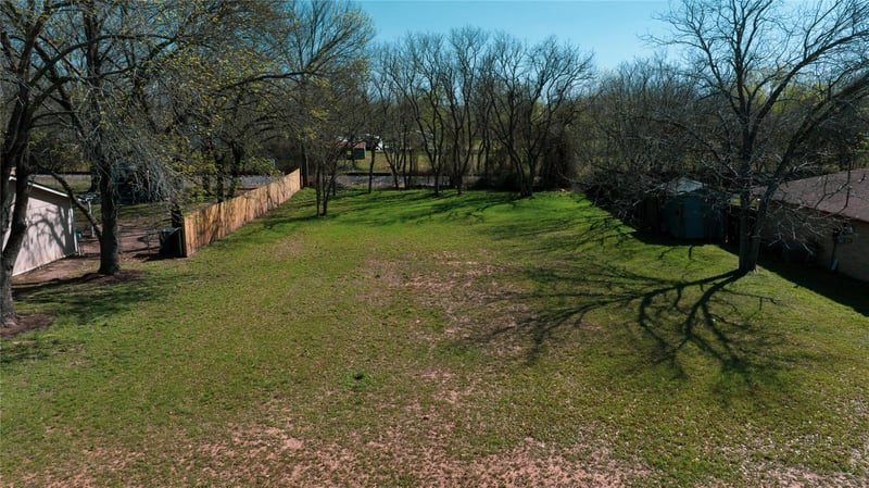 411 Persimmon ST, Bastrop, TX 78602