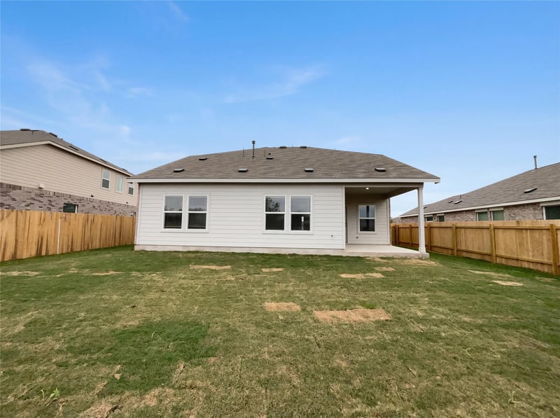 501 Vantage DR, Hutto, TX 78634
