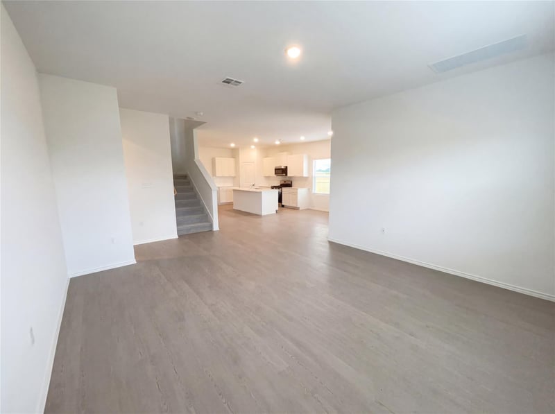 501 Vantage DR, Hutto, TX 78634