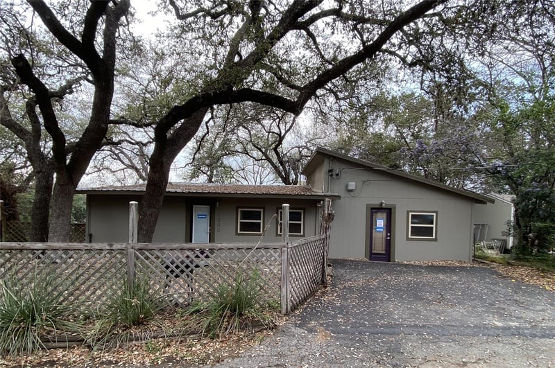 1000 Linscomb DR, Austin, TX 78734