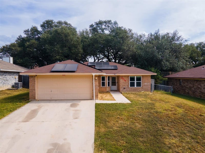 2210 Barry DR, Killeen, TX 76543