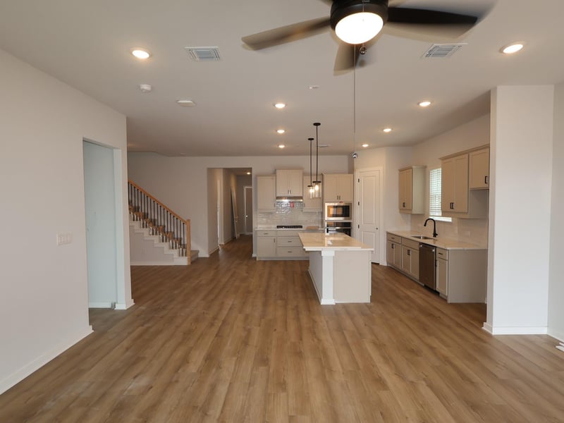 348 Big Banyan DR, Dripping Springs, TX 78620