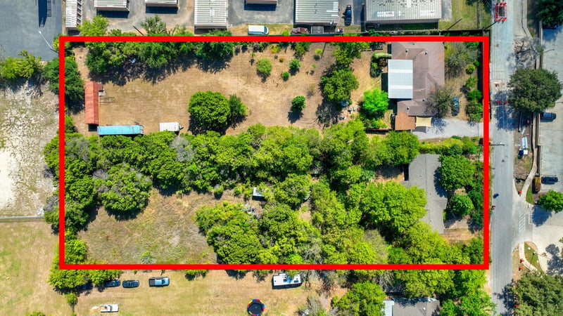 700 - 604 Corral LN, Austin, TX 78745