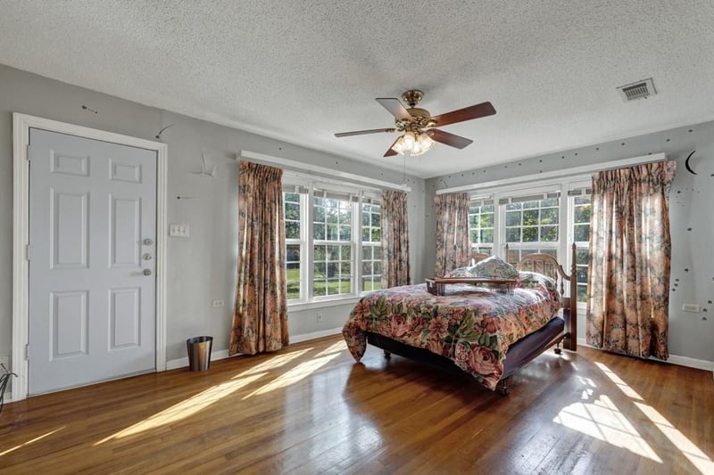 800 Bishop ST, San Marcos, TX 78666