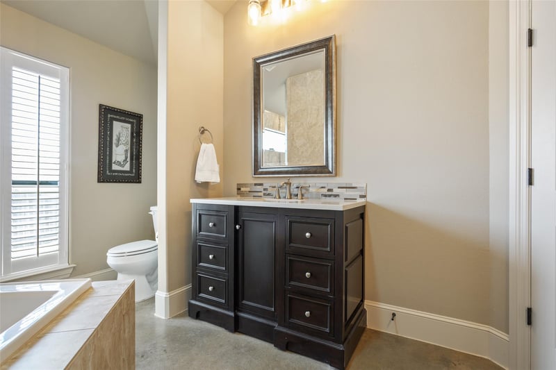 1007 Saddle Bluff DR, Salado, TX 76571