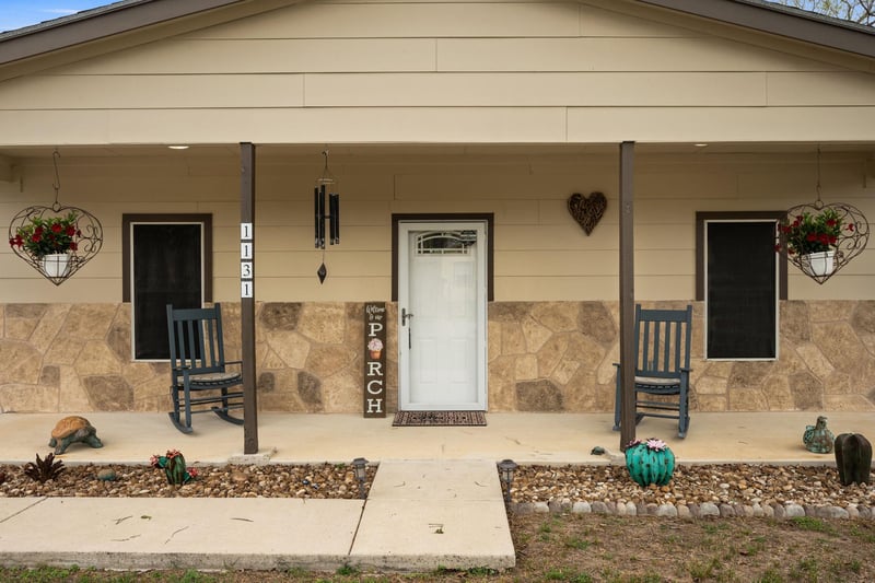 1131 Fannin ST, Luling, TX 78648