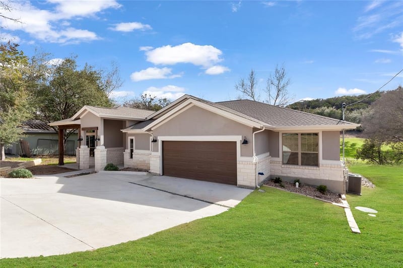 20701 Deep CRK, Lago Vista, TX 78645