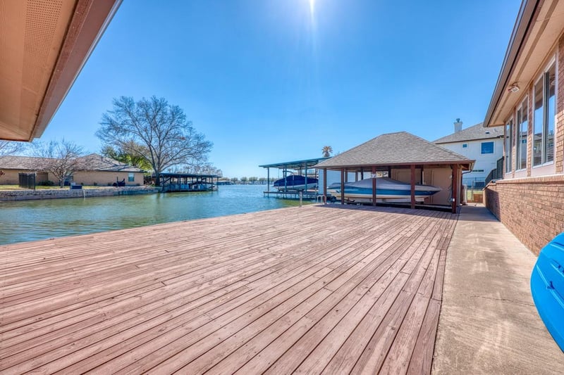 1101 Impala DR, Granite Shoals, TX 78654