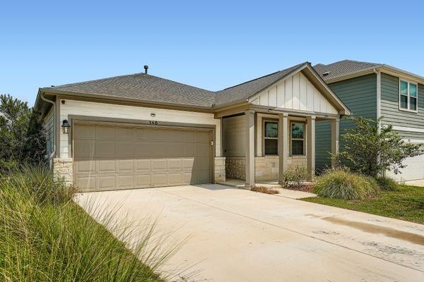 148 Gullivers DR, Elgin, TX 78621