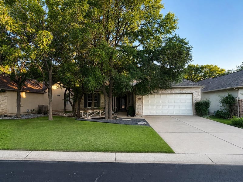 103 Harness LN, Georgetown, TX 78633