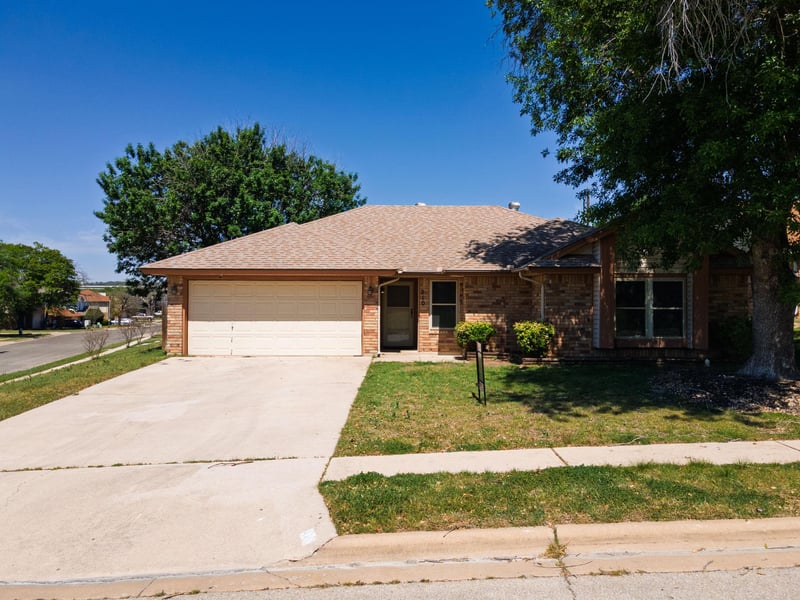 210 Paula ST, Copperas Cove, TX 76522