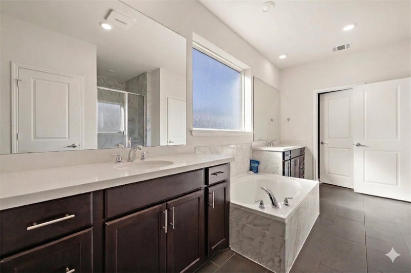 604 Spindrift LN, Leander, TX 78641
