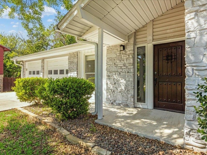 7302 Meadowood DR, Austin, TX 78723