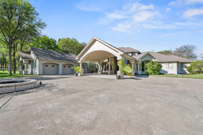 1317 Jack Nicklaus CIR, Salado, TX 76571