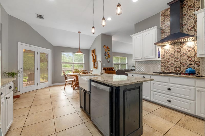 4013 Harvey Penick DR, Round Rock, TX 78664