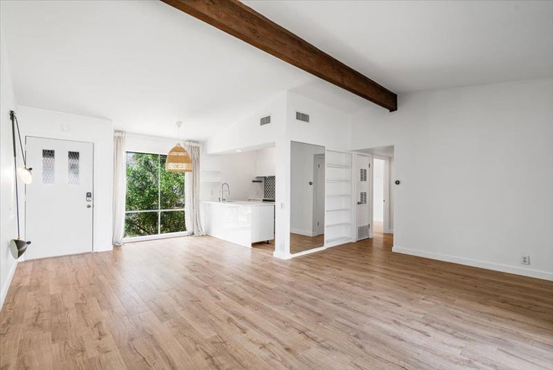1304 Mariposa DR #206, Austin, TX 78704