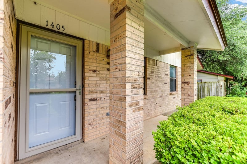 1405 Adams ST, Taylor, TX 76574