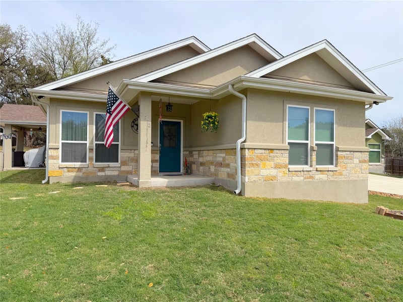 2872 Lakeview DR, Canyon Lake, TX 78133