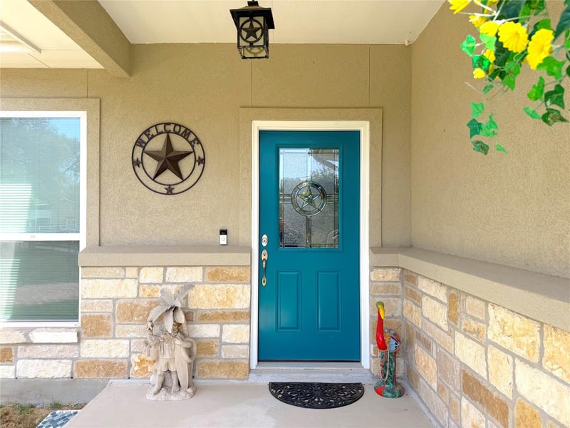 2872 Lakeview DR, Canyon Lake, TX 78133