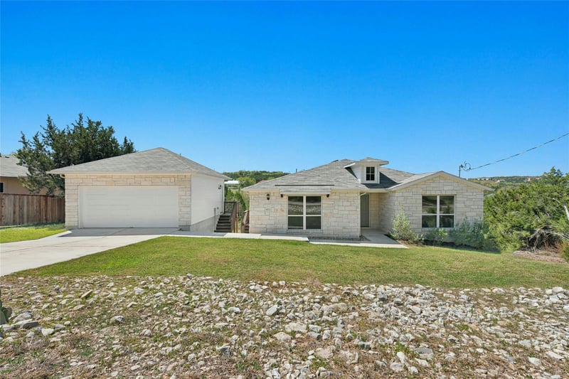 4112 Rockwood DR, Lago Vista, TX 78645