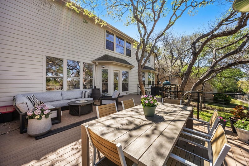 128 Las Colinas DR, Georgetown, TX 78628