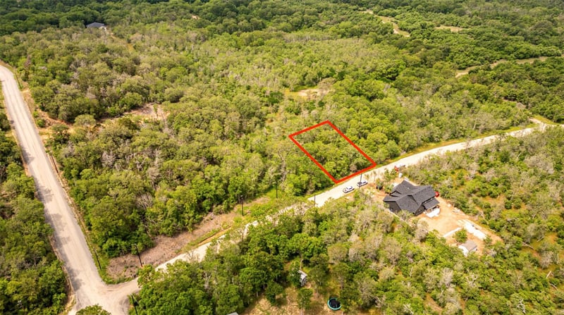 281 Nene LN, Bastrop, TX 78602
