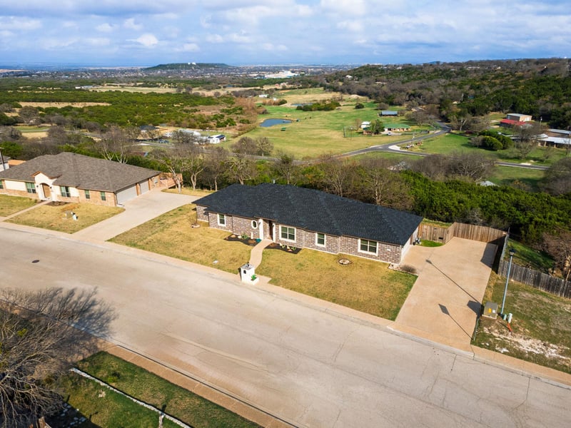 522 Skyline DR, Copperas Cove, TX 76522