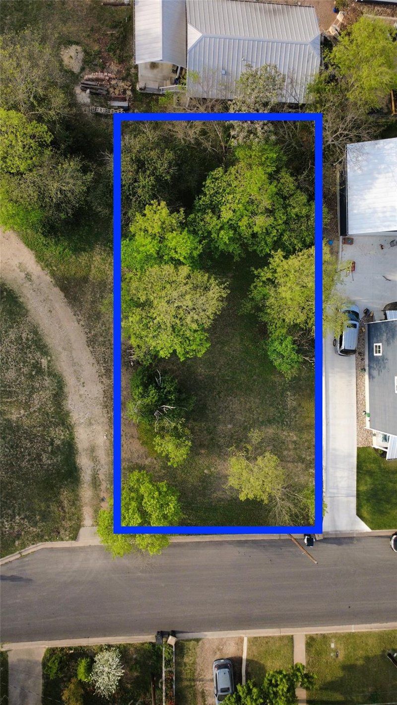 406 4th ST, Georgetown, TX 78626