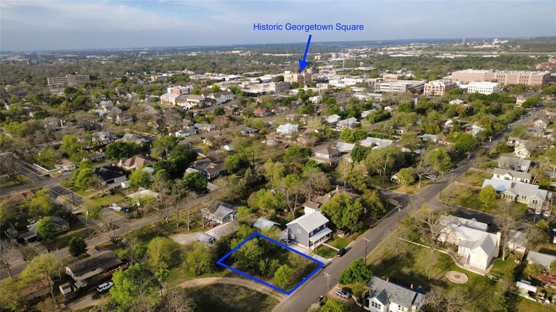 406 4th ST, Georgetown, TX 78626