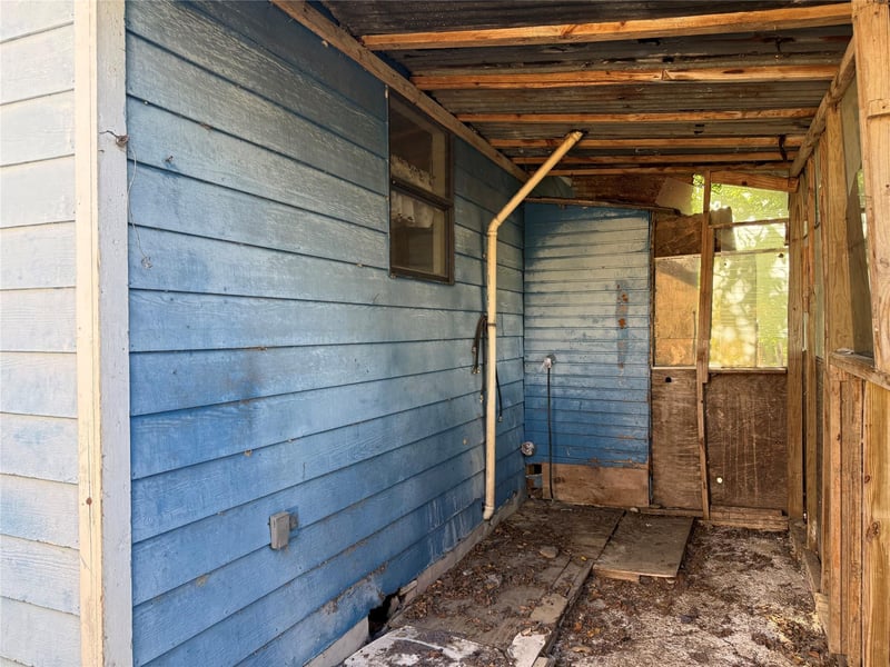 907 Market ST, Lockhart, TX 78644