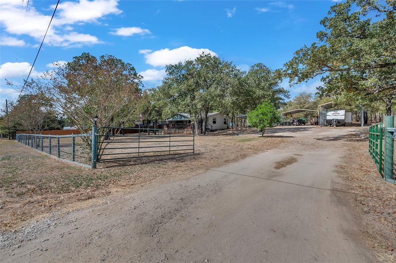 320 Pope BND, Cedar Creek, TX 78612