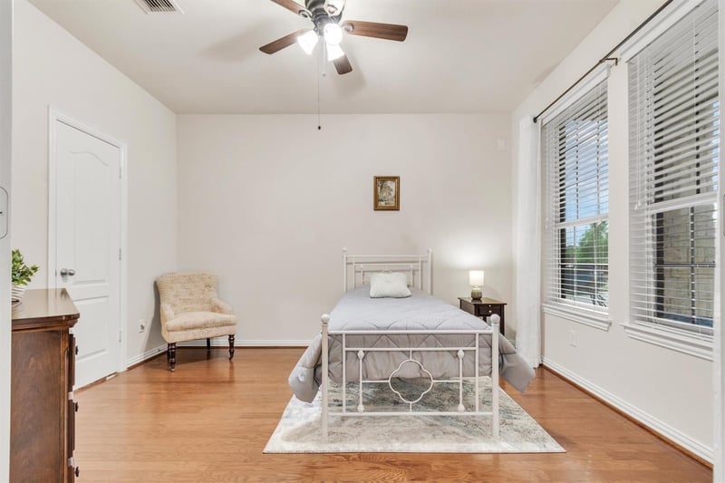 114 Hazy Sunshine Way, Buda, TX 78610