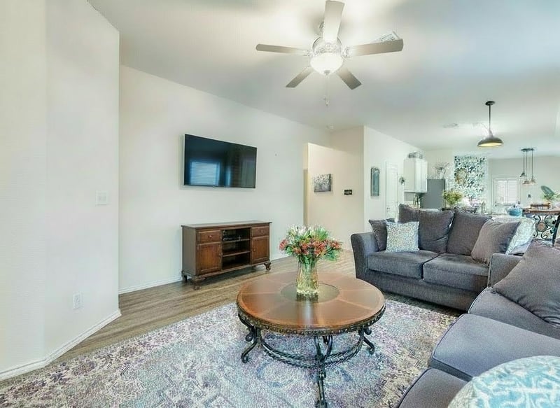 144 High Plains Ps, Liberty Hill, TX 78642