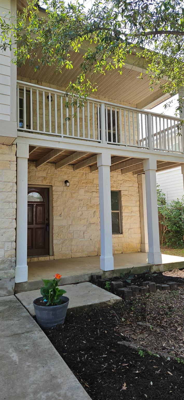 1405 Meadow PKWY, San Marcos, TX 78666