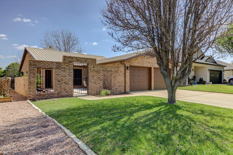 115 Firestone PL, Meadowlakes, TX 78654