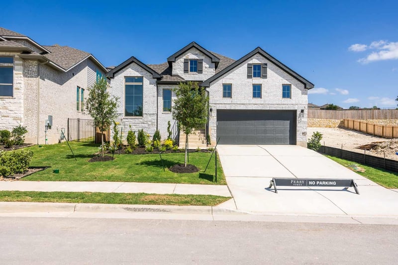 145 Ensberg LN, Liberty Hill, TX 78642