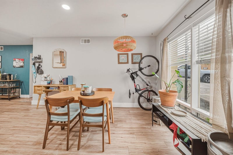 5332 Balcones DR #B, Austin, TX 78731