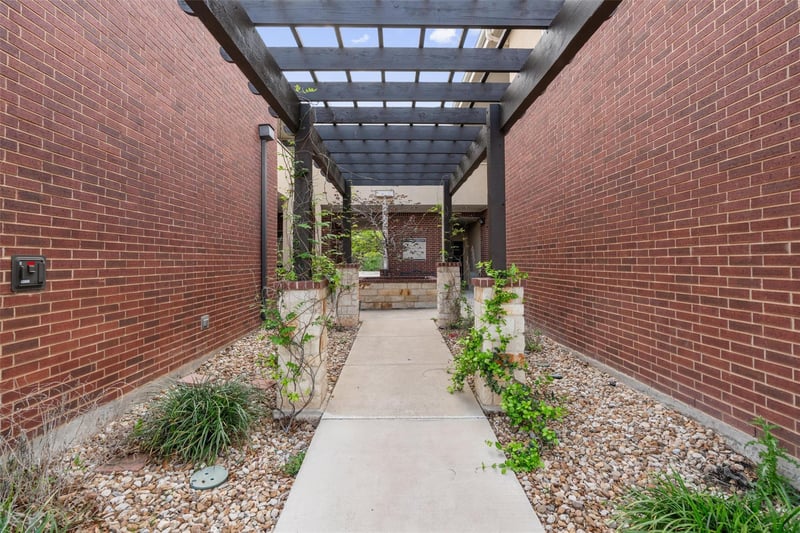 503 Palm Valley BLVD #220, Round Rock, TX 78664