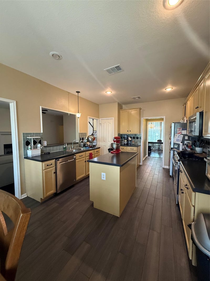310 Carriage Hills DR, Georgetown, TX 78626