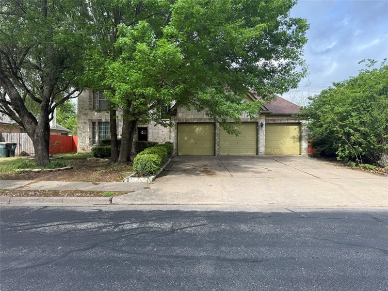310 Carriage Hills DR, Georgetown, TX 78626