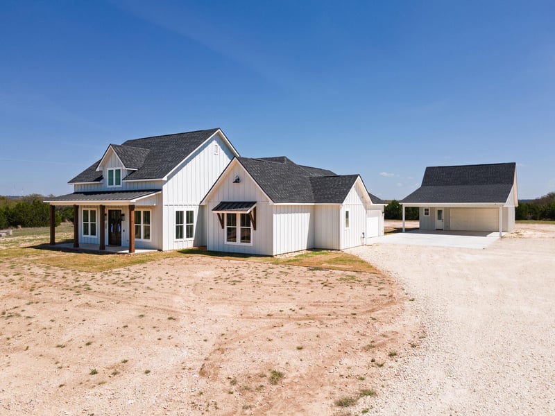 305 Willow Oak DR, Goldthwaite, TX 76844