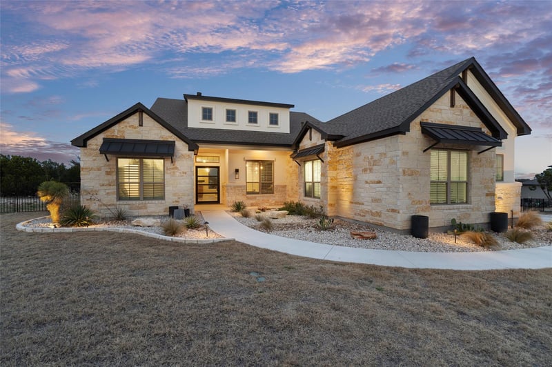 501 Francis CT, Liberty Hill, TX 78642