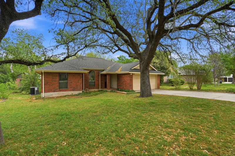 306 Woodstone DR, Georgetown, TX 78628