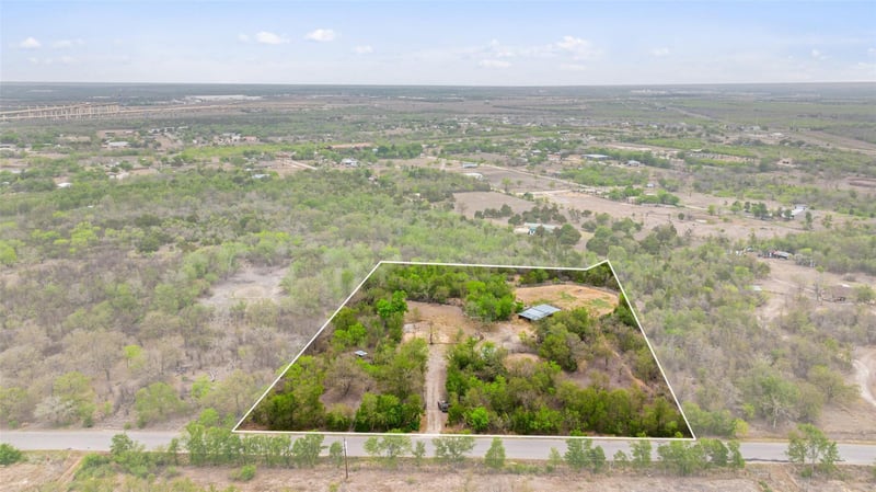 9426 Bock RD, Buda, TX 78610