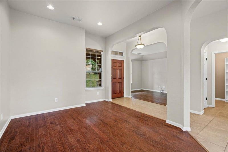 22324 Rock Wren RD, Spicewood, TX 78669