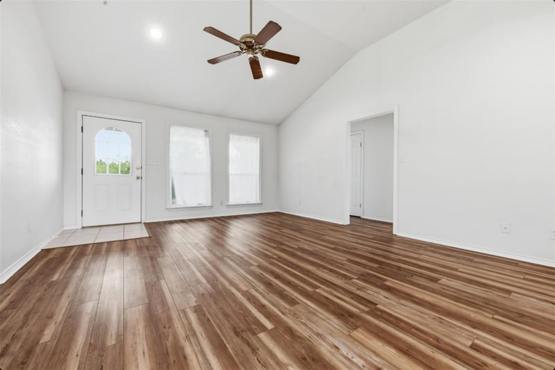 309 Oakwood Loop, San Marcos, TX 78666