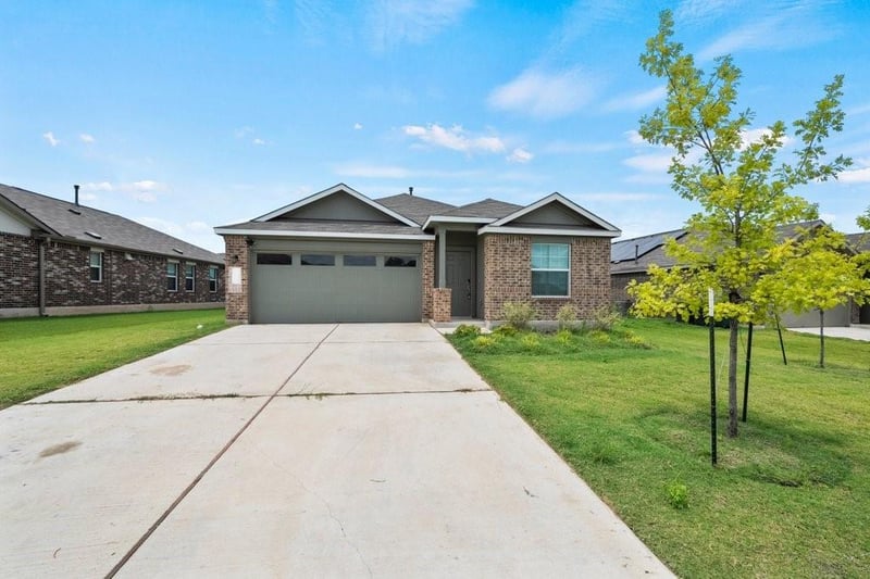 416 Golden Grove PKWY, San Marcos, TX 78666