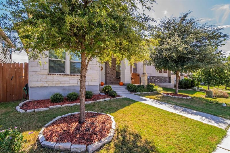 352 Brook DR, Leander, TX 78641