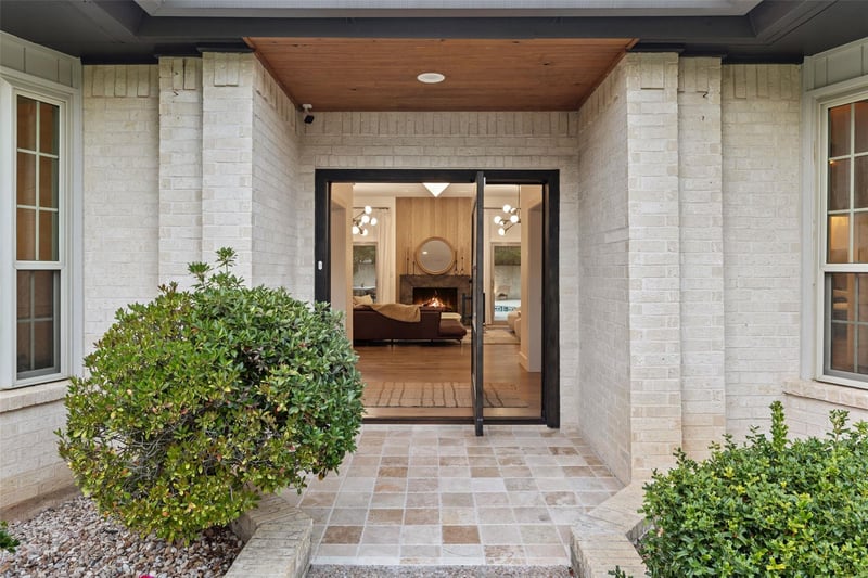 10200 La Costa DR, Austin, TX 78747
