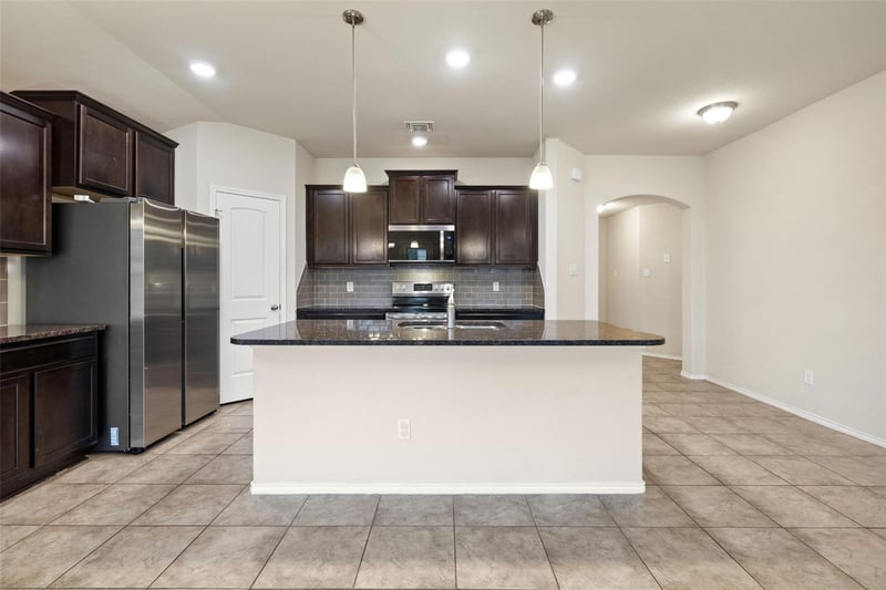 5586 Perdita DR, Belton, TX 76513
